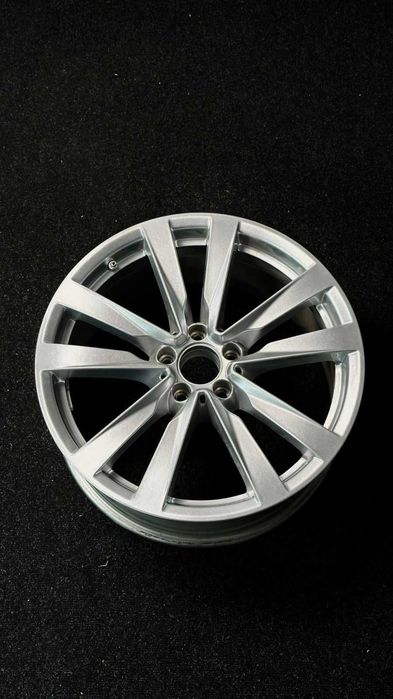 5x112 R19 8.5J ET31.5 D66.6 MERS A2234013100 +TPMS CR81