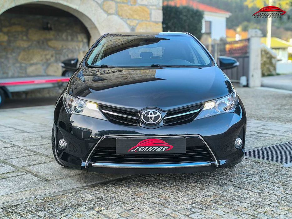 Toyota Auris 1.4 D-4D Life Plus, GPS, Câmara Traseira