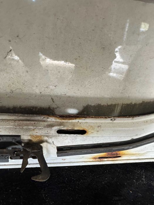 MASKA Pokrywa Silnika VW TOURAN I