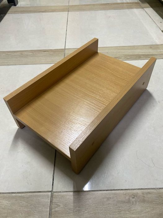 РОЗПРОДАМ МЕБЛІ Б/У, крісла, столи,стелажі, тумби, пенали,сейфи