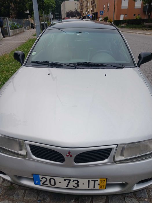 Carro mitsubishi  carisma  1.9 td