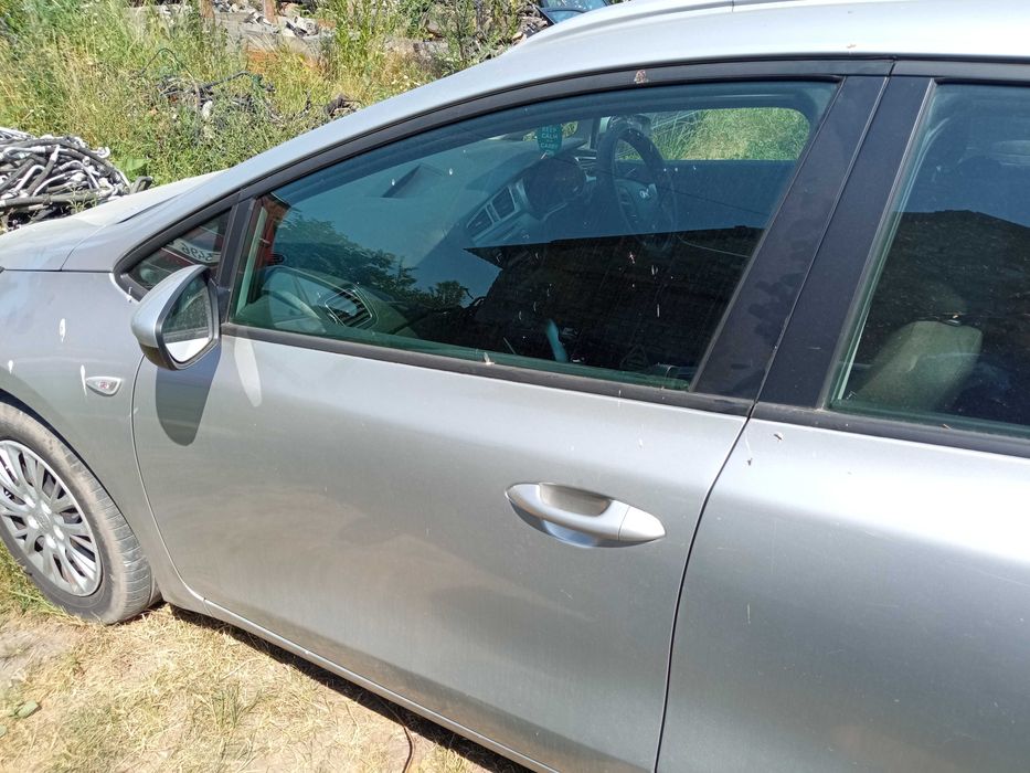 Бокове Скло Заднє Фотрочка Kia Ceed 12-18 1.4 CRDI УніверсалАвторазбор