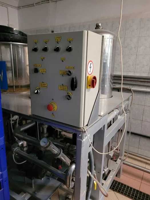 Продається комплектна лінія розливу (готова до експлуатації)