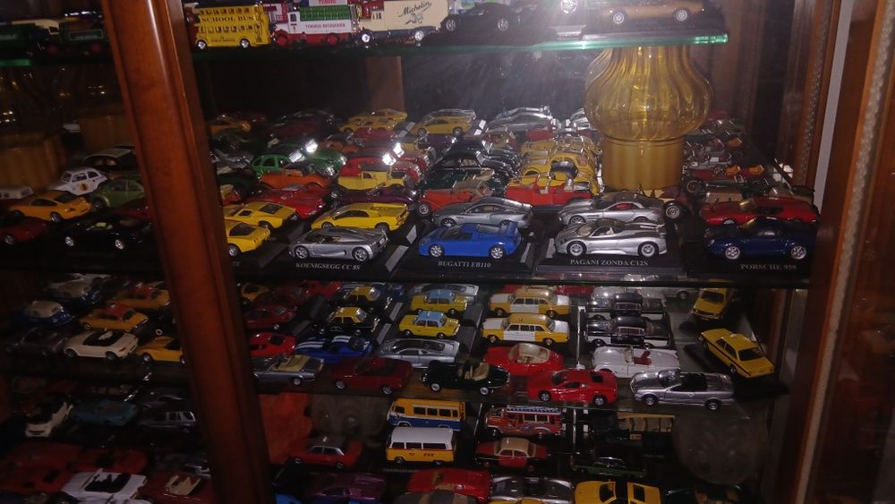Colecao   150 carro minitira por 7,50 € cada