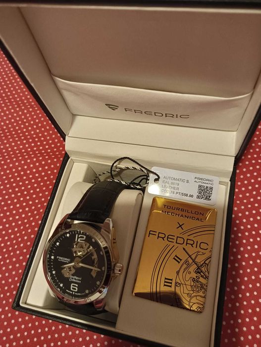 Relógio novo com certificados, FREDRIC,  movimento tourbillon, qualidade e elegância.