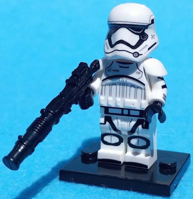 First Order Stormtrooper (Star Wars)