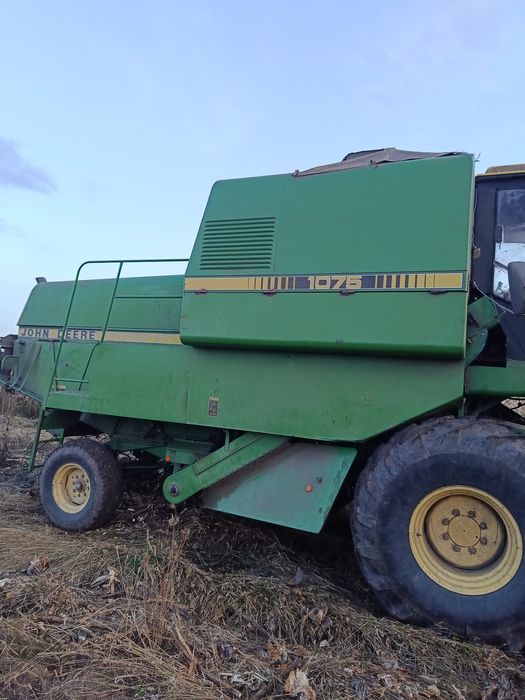 John Deere 1075 комбайн