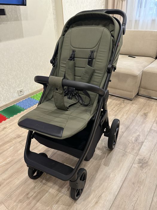 Прогулянкова коляска, Carrello Bravo SL