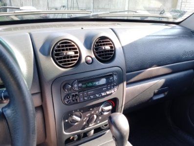 Jeep cherookee KJ 2004