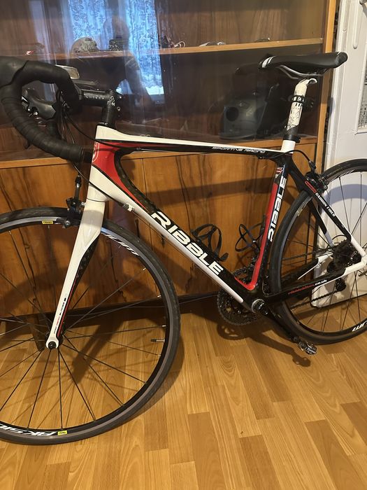 Rower szosowy karbon ribble.