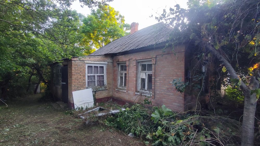 Будинок + 20 соток на березі річки