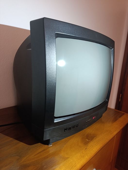 Televisão Macorlux de cerca de 2006