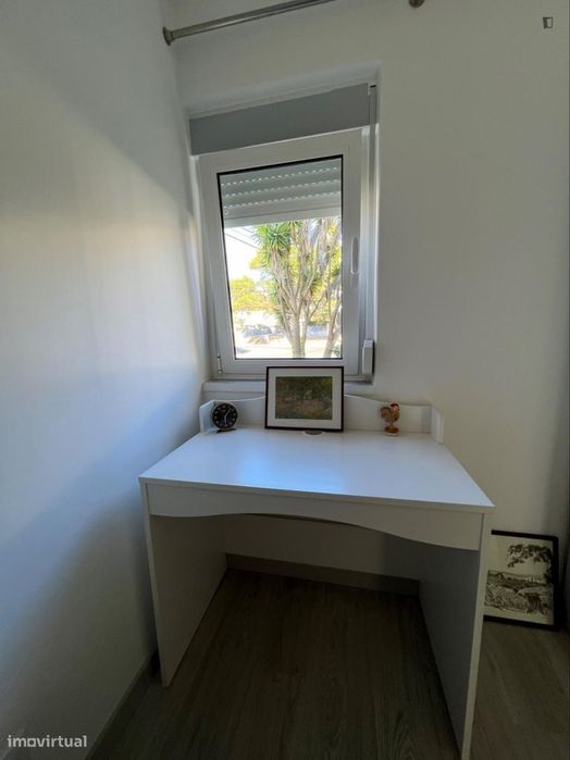 Quarto - localizado em Cascais Lisbon