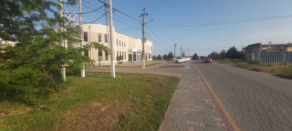 Продам земельну ділянку в Молодіжному