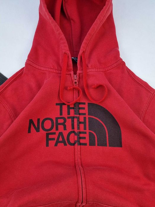 Czerwona zapinana bluza unisex The North Face Rozmiar M