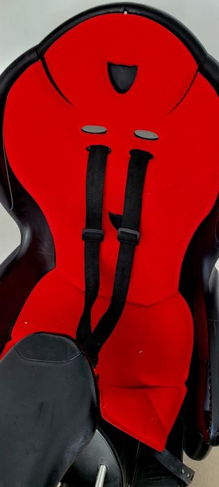 Fotelik rowerowy Hamax – montowany na ramę