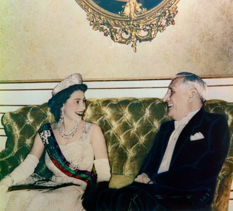 Salazar e a Rainha