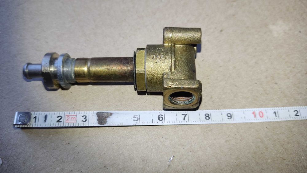 Клапан кофеварки Zelmer 13z013 под востановление