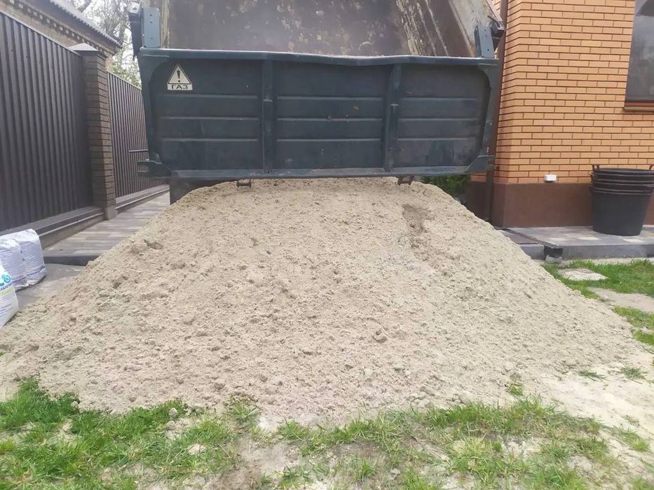 Послуги самоскида Пісок Щебінь Відсів, Вивезення сміття,  Вантажники