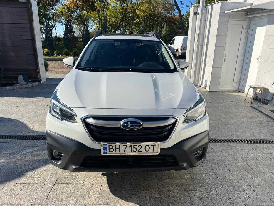 Subaru Outback 2020 не битая, первый владелец