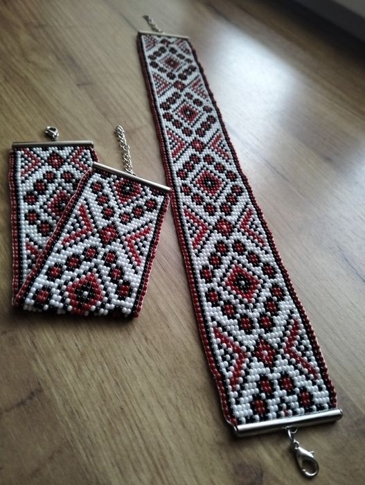 Набір,чокер та браслет з бісеру