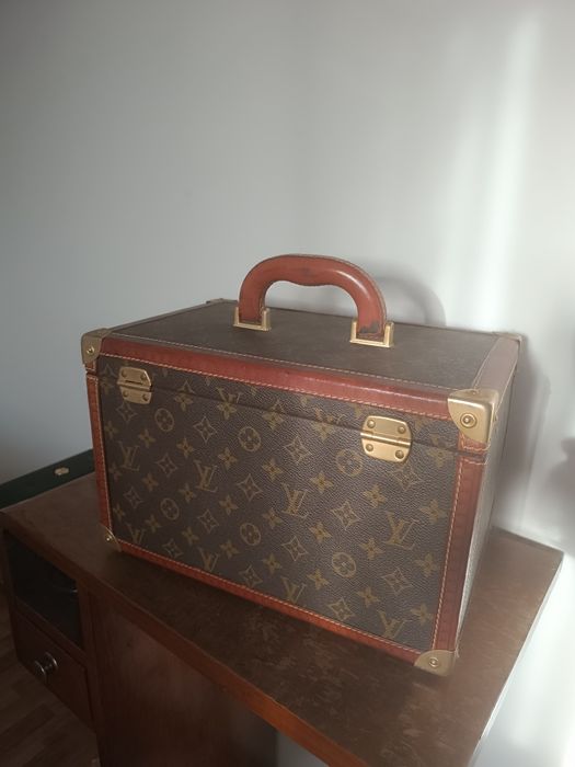 Mala cofre maleta baú Louis Vuitton