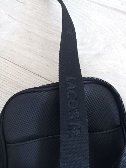 Продам сумку Lacoste