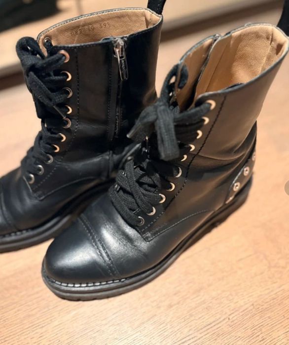 czarne, wiązane i na zamek botki Sergio Rossi, rozmiar 39