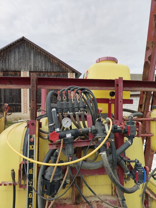 Opryskiwacz hardi 1000l 15m