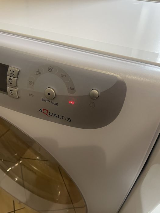 Pralka ariston AQSD 129 przecieka pod spodem