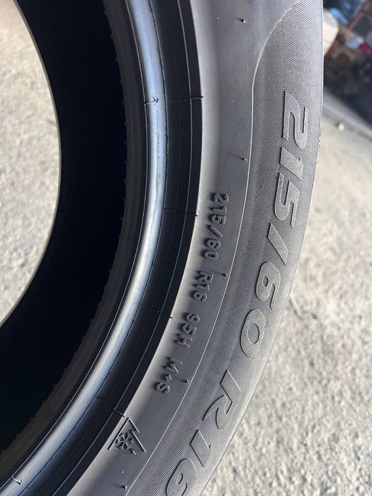Шини 215/60 r16 95H Pirelli Sottozero 3 (2110)