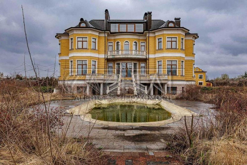 продаж Маєтку в закритому КМ, Козин, 3км Дамба