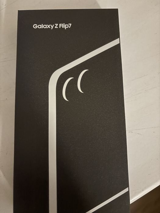 Samsung Galaxy Z Flip 7