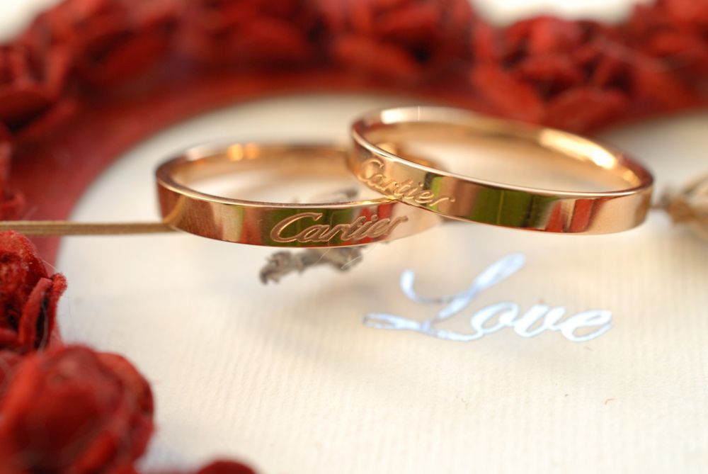 Парные свадебные кольца Cartier