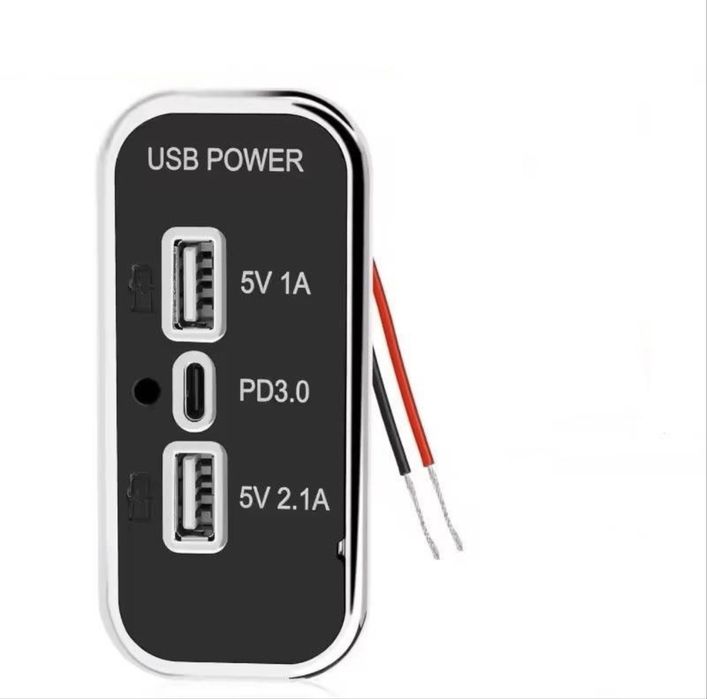 Зарядний пристрій на 3 порти USB / Type-C