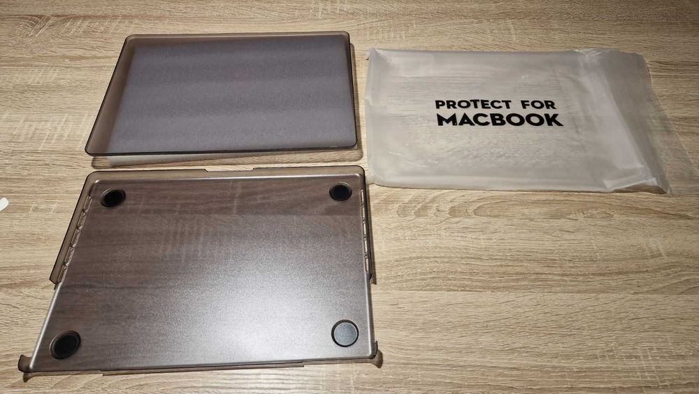 Etui case na MacBook A2442 czarny kolor