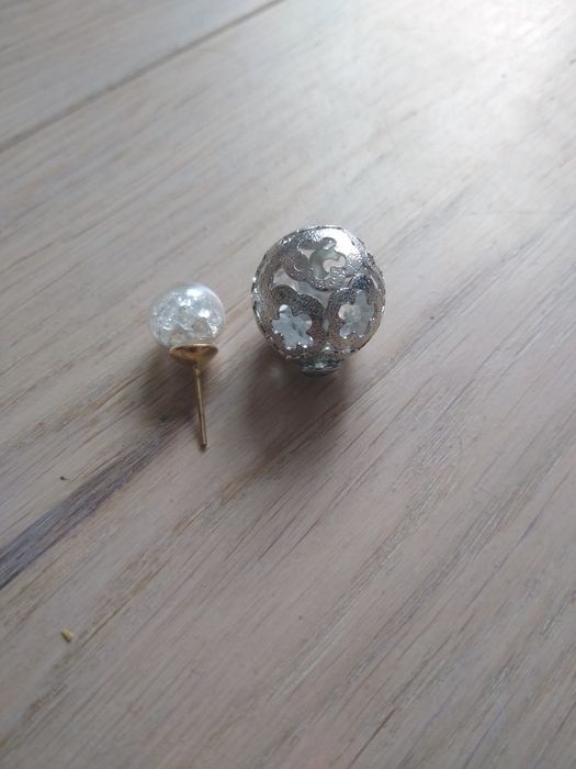 Kolczyki kulki metalowe złote błyszczące nowe