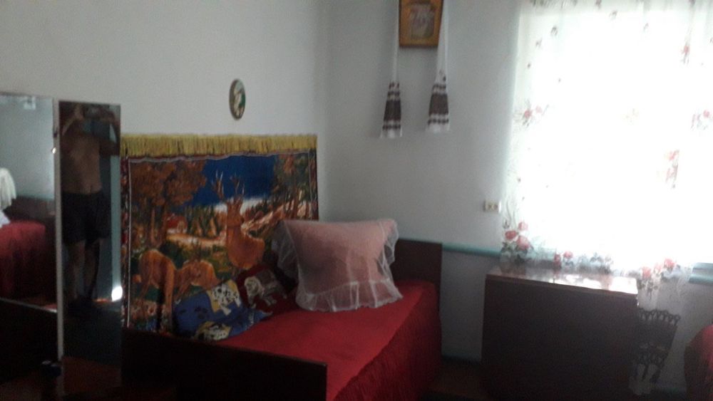 Продам будинок з ділянкою