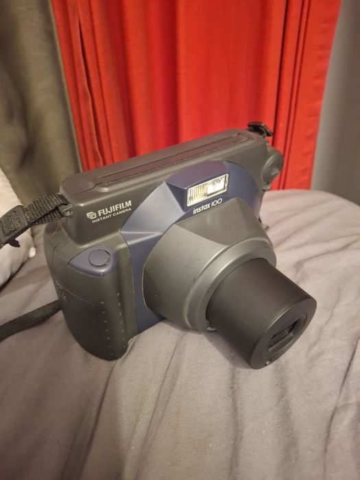 Fujifilm Instax 100