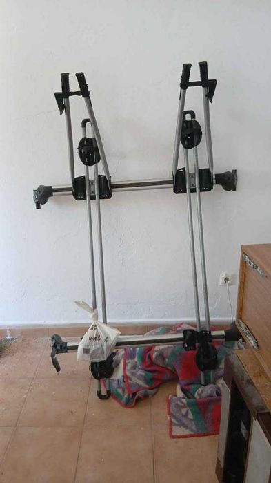 Suporte bicicletas  e barras Tejadilho toyota