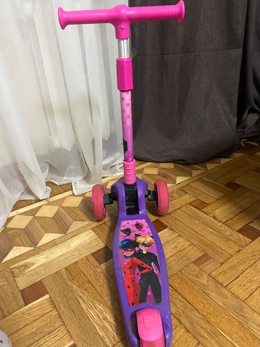 Продам дитячий самокат