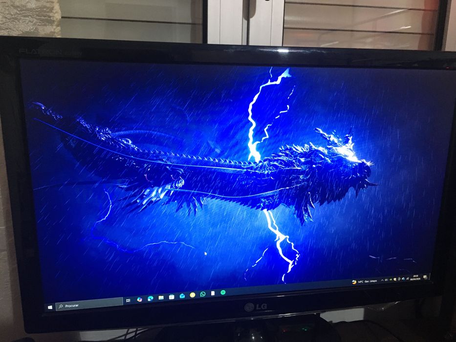 Vendo pc para trabalho e estudar