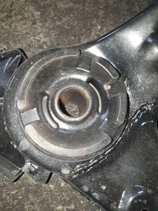 Підрамник передній Lexus RX350 RX450h