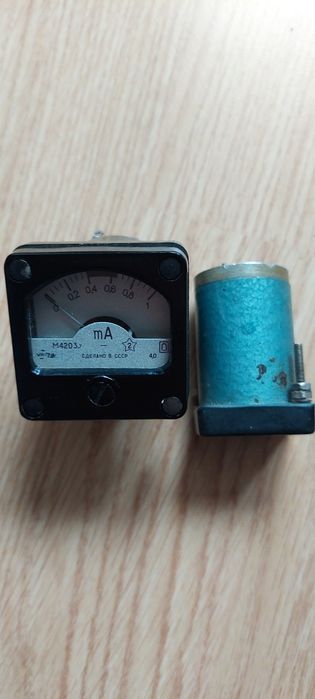 Продам электронные приборы измерения.