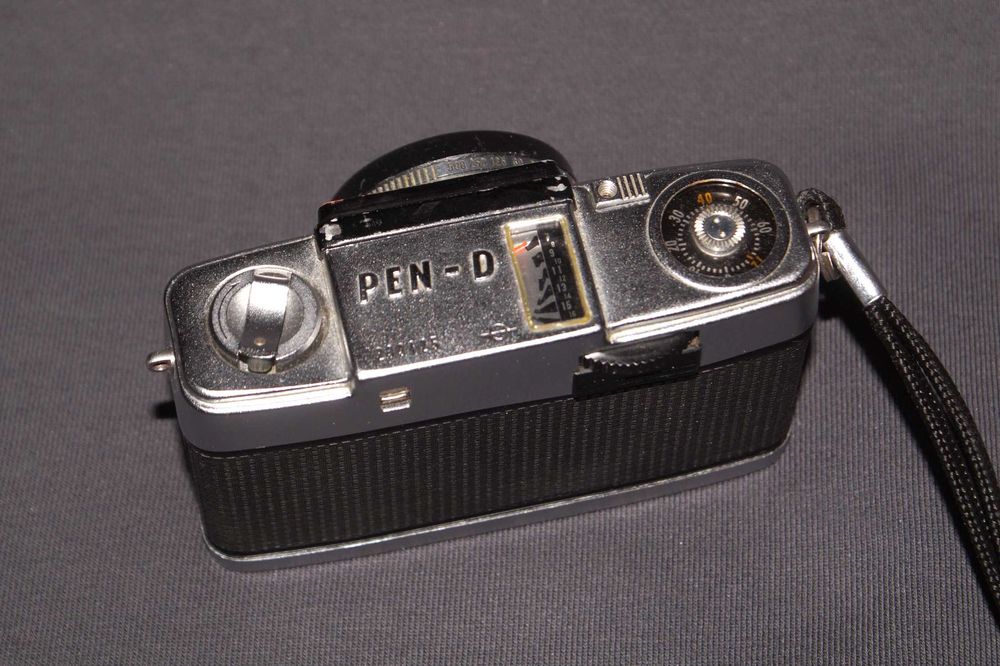 Olympus Pen-D + 32mm f/1.9 Half Frame Rangefinder