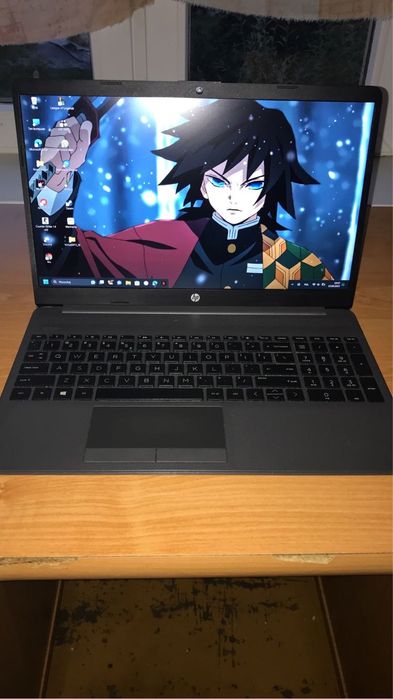 laptop hp 255 g8