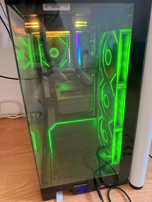 4K-Streaming/Gaming setup completo | Ryzen 7 9800X3D 32GB - 2 TB SSD WiFI