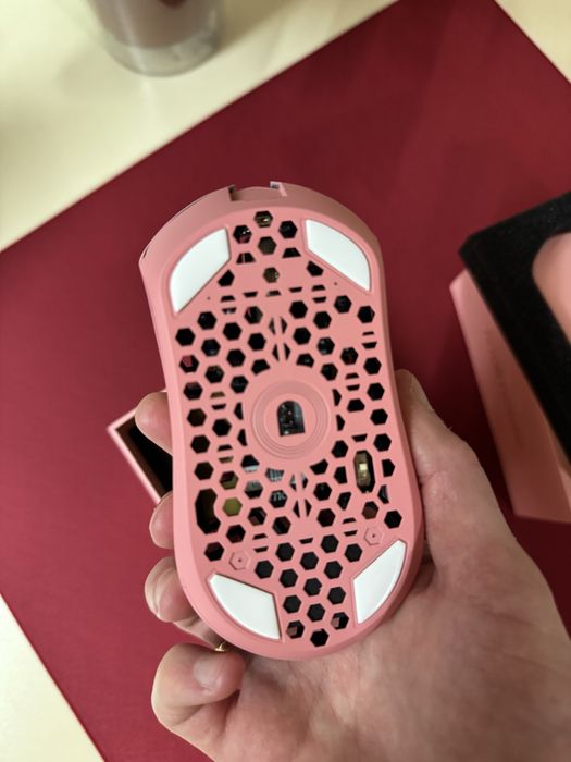Лімітована Finalmouse Ultralight X (ULX) Sakura