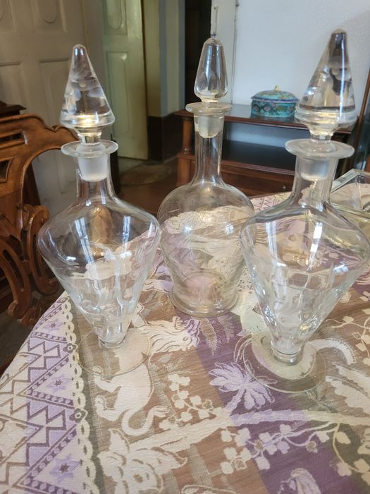 Conjunto 3 garrafas de vidro