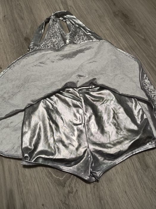 Sukienka na występy